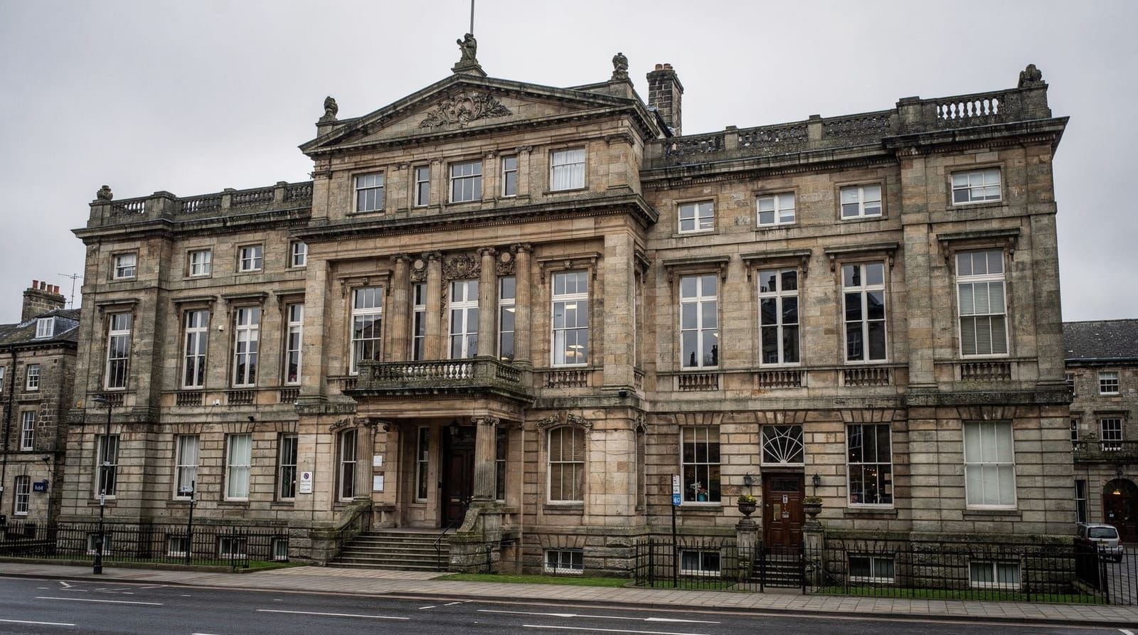 York Castle Museum: a guide to Kirkgate and beyond